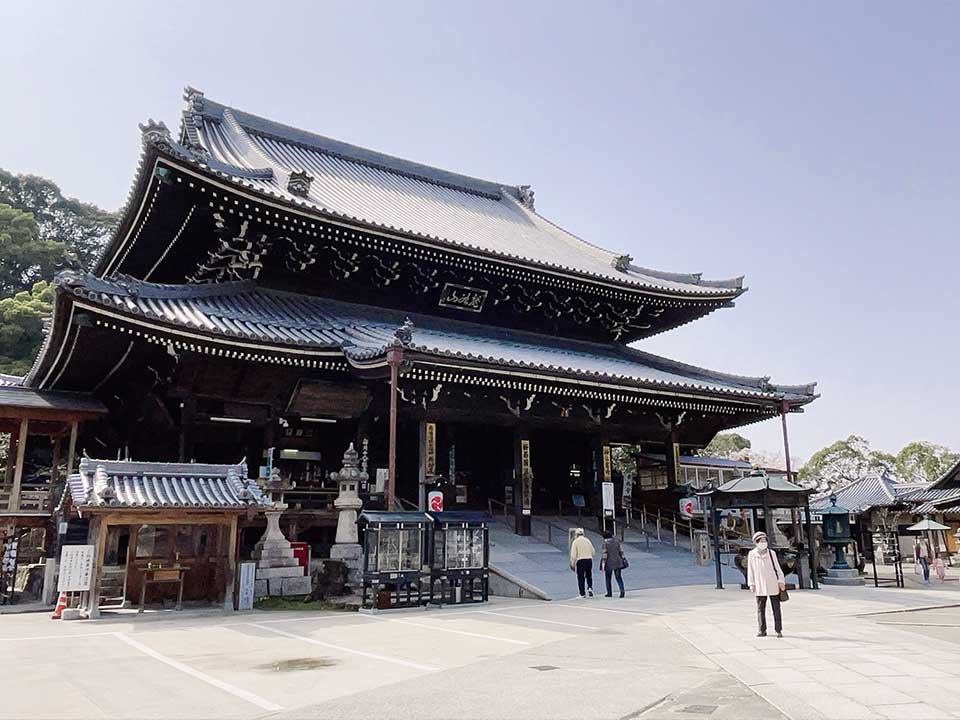 Mizuma Temple in Kaizuka City.